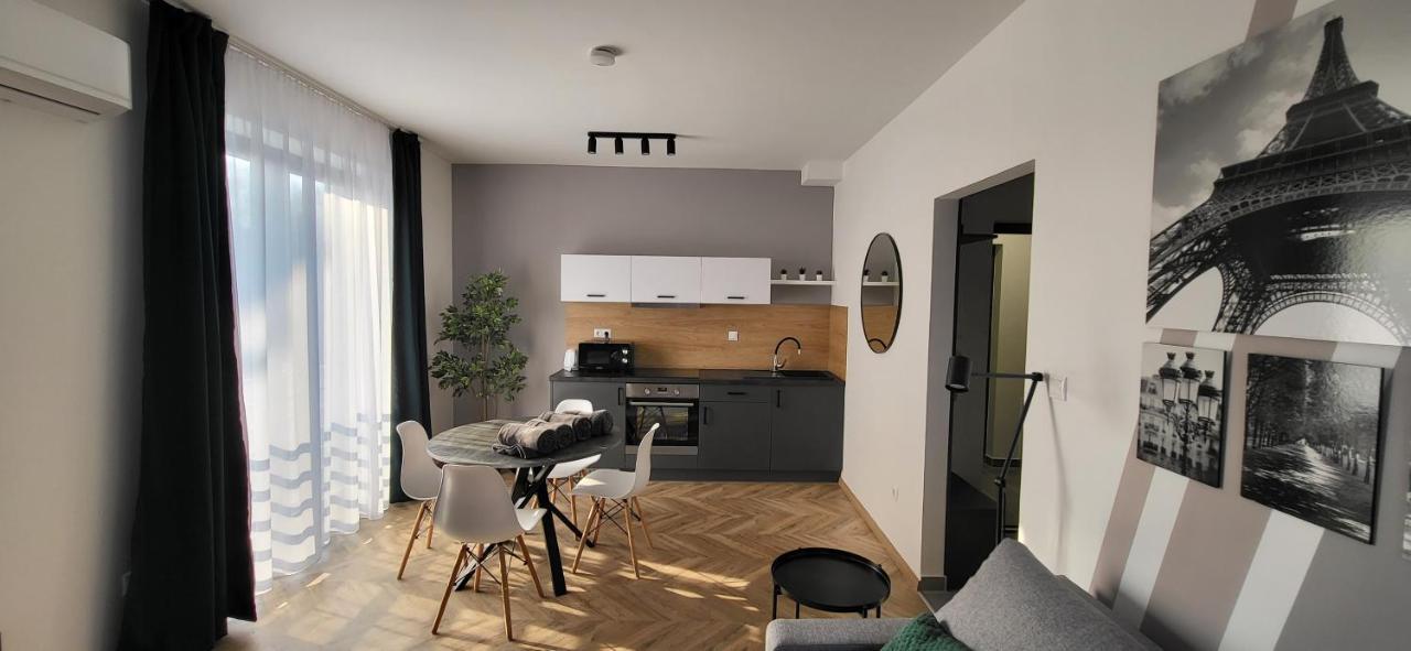 Dotis Apartman タタ エクステリア 写真