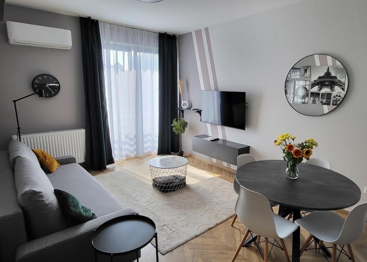 Dotis Apartman タタ エクステリア 写真