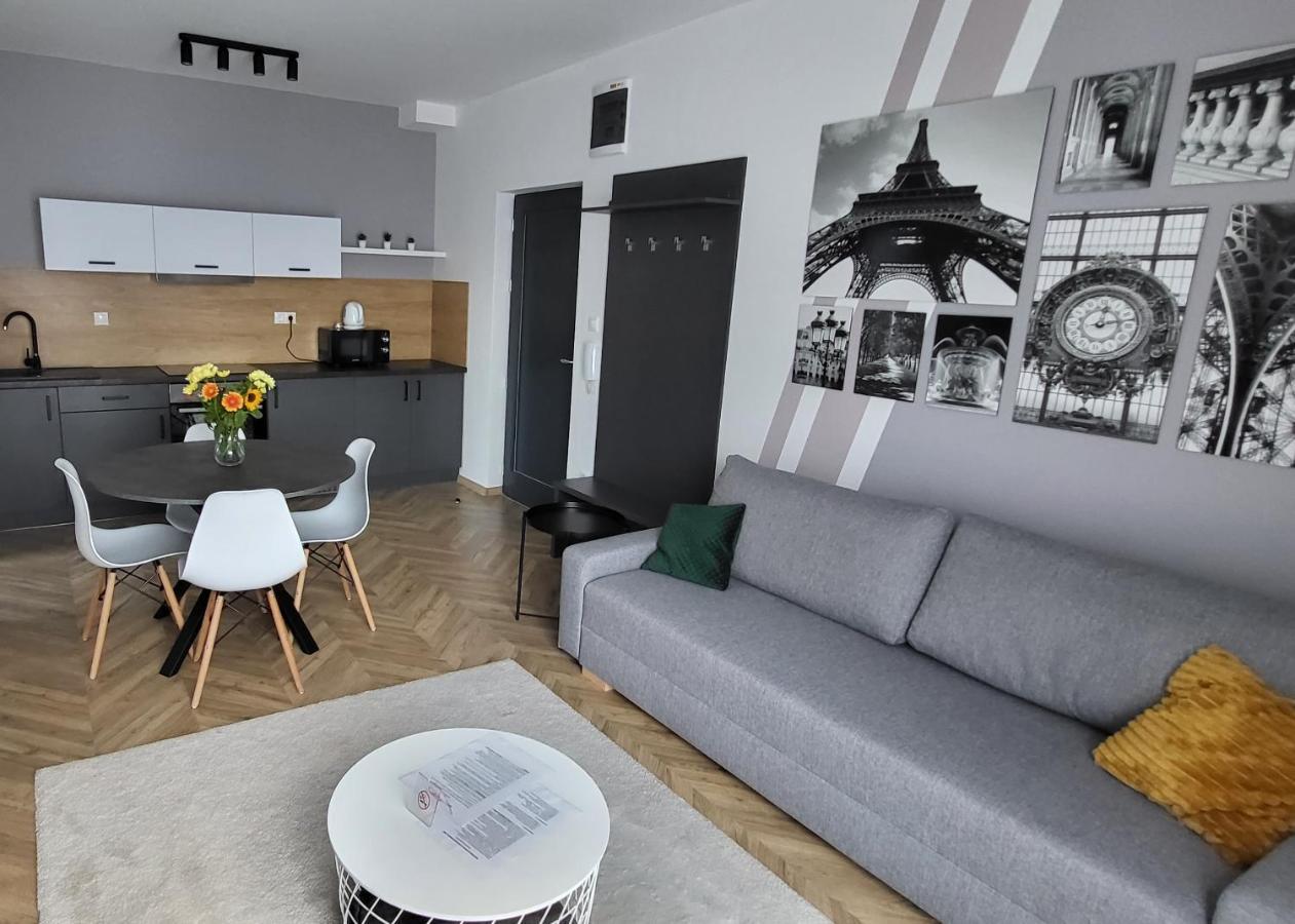 Dotis Apartman タタ エクステリア 写真